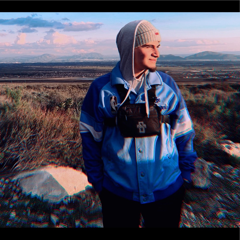 Chest Bag - Picture 4 of 4